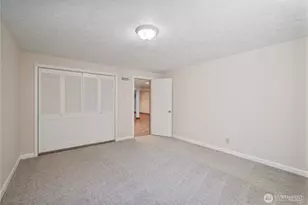 1327 18th Ave, Longview, WA 98632 - Photo 27