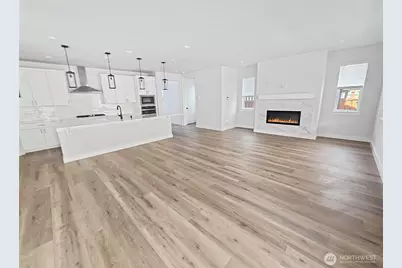 15005 Tyee Drive E, Bonney Lake, WA 98391 - Photo 7