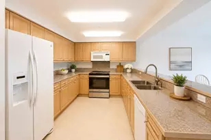 15020 Bothell Way NE, Lake Forest Park, WA 98155 - Photo 5