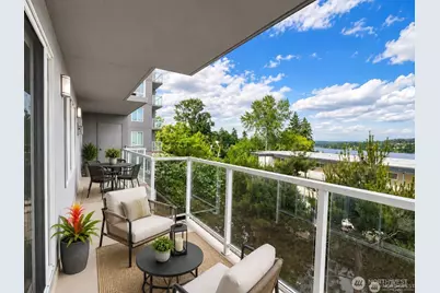 15020 Bothell Way NE #204, Lake Forest Park, WA 98155 - Photo 11