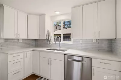 [Address not provided], Seattle, WA 98125 - Photo 5