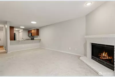 11309 NE 128th Street #F104, Kirkland, WA 98034 - Photo 7