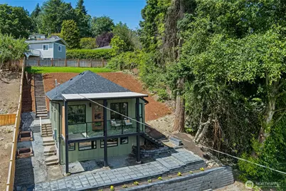 4015 Burton Place W, Seattle, WA 98199 - Photo 15