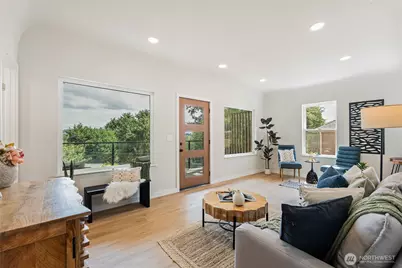 4015 Burton Place W, Seattle, WA 98199 - Photo 5