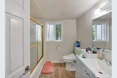 18929 Highway 99, Lynnwood, WA 98036 - Photo 19