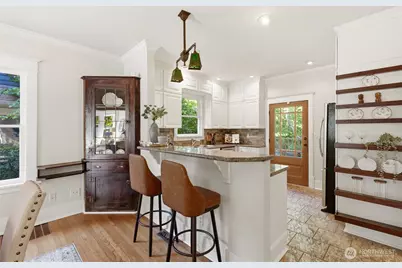 5246 12th Avenue NE, Seattle, WA 98105 - Photo 11