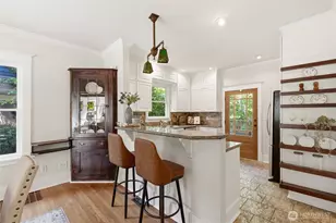 5246 12th Ave NE, Seattle, WA 98105 - Photo 11