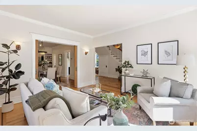 5246 12th Avenue NE, Seattle, WA 98105 - Photo 5