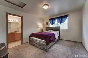1299 NW Amanda Loop, Silverdale, WA 98383 - Photo 17