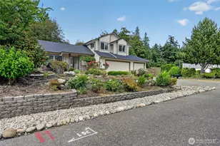 844 Holbeck Dr, Camano Island, WA 98282 - Photo 19