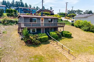 881 Rocky Point Dr, Camano Island, WA 98282 - Photo 7