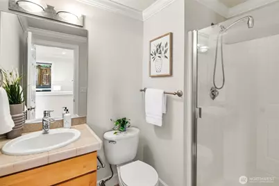 7208 8th Avenue NE, Seattle, WA 98115 - Photo 17