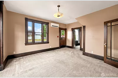 928 3rd Avenue NW, Puyallup, WA 98371 - Photo 5
