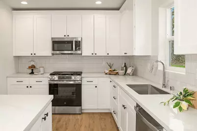 2402 Cleveland Avenue #A, Everett, WA 98201 - Photo 19