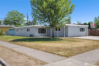 1003 S Evergreen Drive, Moses Lake, WA 98837 - Photo 1