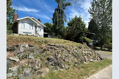 6538 51st Avenue S, Seattle, WA 98118 - Photo 1