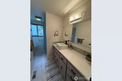 8304 55th Street W, University Place, WA 98467 - Photo 17