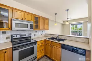 700 32nd St, Bellingham, WA 98225 - Photo 3