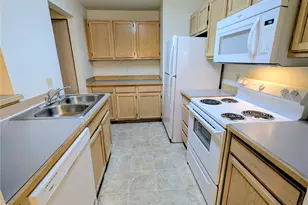 9825 18th Ave W, Everett, WA 98204 - Photo 5