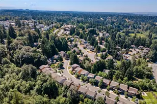 13521 SE 81st Pl, Newcastle, WA 98059 - Photo 35