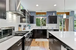 13521 SE 81st Pl, Newcastle, WA 98059 - Photo 11