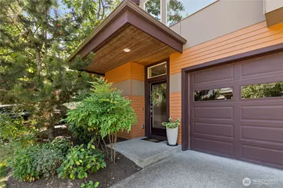 13521 SE 81st Place, Newcastle, WA 98059 - Photo 3