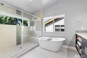 13521 SE 81st Pl, Newcastle, WA 98059 - Photo 21