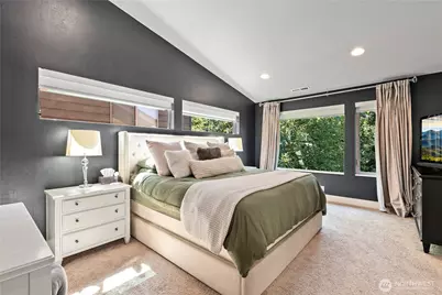 13521 SE 81st Place, Newcastle, WA 98059 - Photo 17
