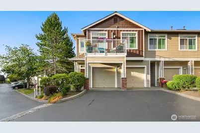 588 241st Lane SE, Sammamish, WA 98074 - Photo 1