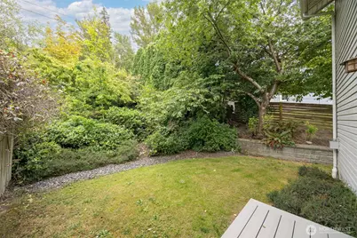 1826 Valencia Street, Bellingham, WA 98229 - Photo 9