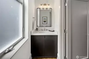 2935 39th Ave SW, Seattle, WA 98116 - Photo 9