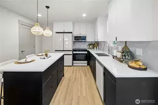 2935 39th Ave SW, Seattle, WA 98116 - Photo 5