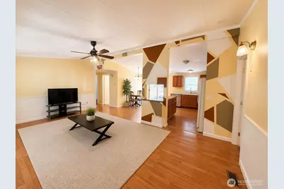9039 Steele Creek Loop NE, Bremerton, WA 98311 - Photo 3