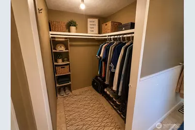 9039 Steele Creek Loop NE, Bremerton, WA 98311 - Photo 13