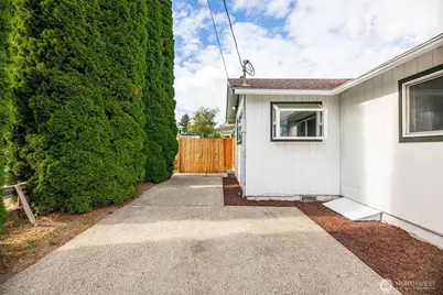 303 Fir Avenue, Sultan, WA 98294 - Photo 5