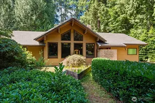 18461 Ballinger Way NE, Lake Forest Park, WA 98155 - Photo 1