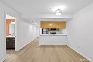 12345 Roosevelt Way NE, Seattle, WA 98125 - Photo 11