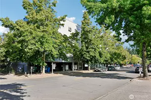 12345 Roosevelt Way NE, Seattle, WA 98125 - Photo 25