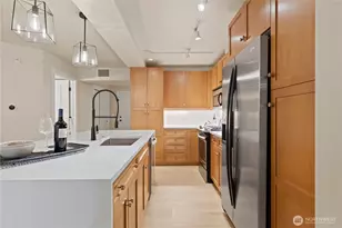 745 Bellevue Ave E, Seattle, WA 98102 - Photo 11