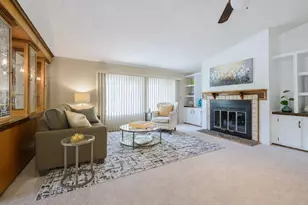17308 Woodcrest Dr NE, Bothell, WA 98011 - Photo 9