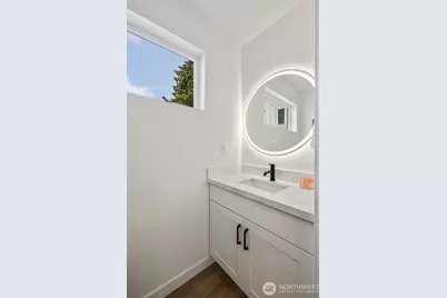 804 S Rose Street, Seattle, WA 98108 - Photo 9