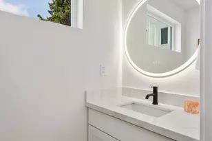 804 S Rose St, Seattle, WA 98108 - Photo 9