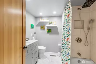8622 NE 139th St, Kirkland, WA 98034 - Photo 11