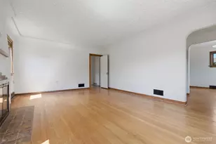 712 S Union Ave, Tacoma, WA 98405 - Photo 7