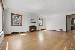 712 S Union Ave, Tacoma, WA 98405 - Photo 5