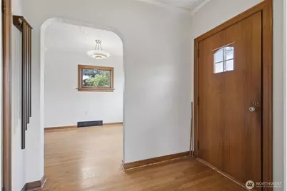 712 S Union Avenue, Tacoma, WA 98405 - Photo 5