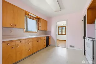712 S Union Ave, Tacoma, WA 98405 - Photo 9
