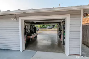 10609 SE 232nd St, Kent, WA 98031 - Photo 19