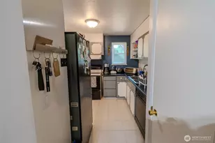 10609 SE 232nd St, Kent, WA 98031 - Photo 9