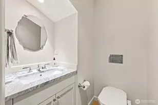 1111 Bellevue Pl E, Seattle, WA 98102 - Photo 21